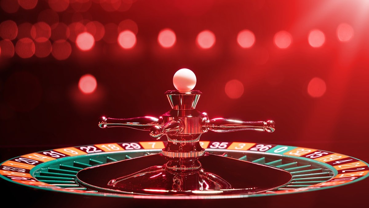 Macau gaming scholar wants to dump 20-year casino licenses 13 Macau gaming scholar wants to dump 20-year casino licenses